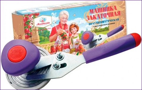 Stroj za šivanje Moskvichka poluautomatski