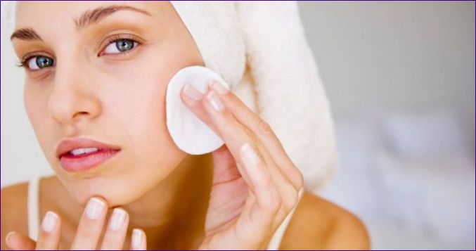 Koliko je važno očistiti kožu lica prije šminkanja